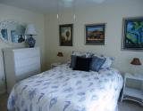 Guest Bedroom - Queen Bed